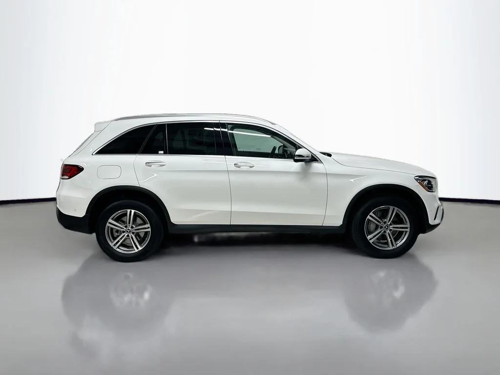 Certified Used 2022 Polar White Mercedes-Benz GLC 300 image 8