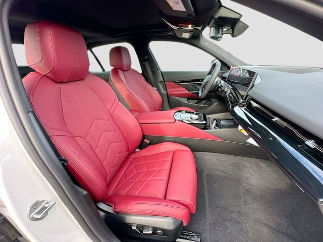 New 2026 White BMW 530i image 23