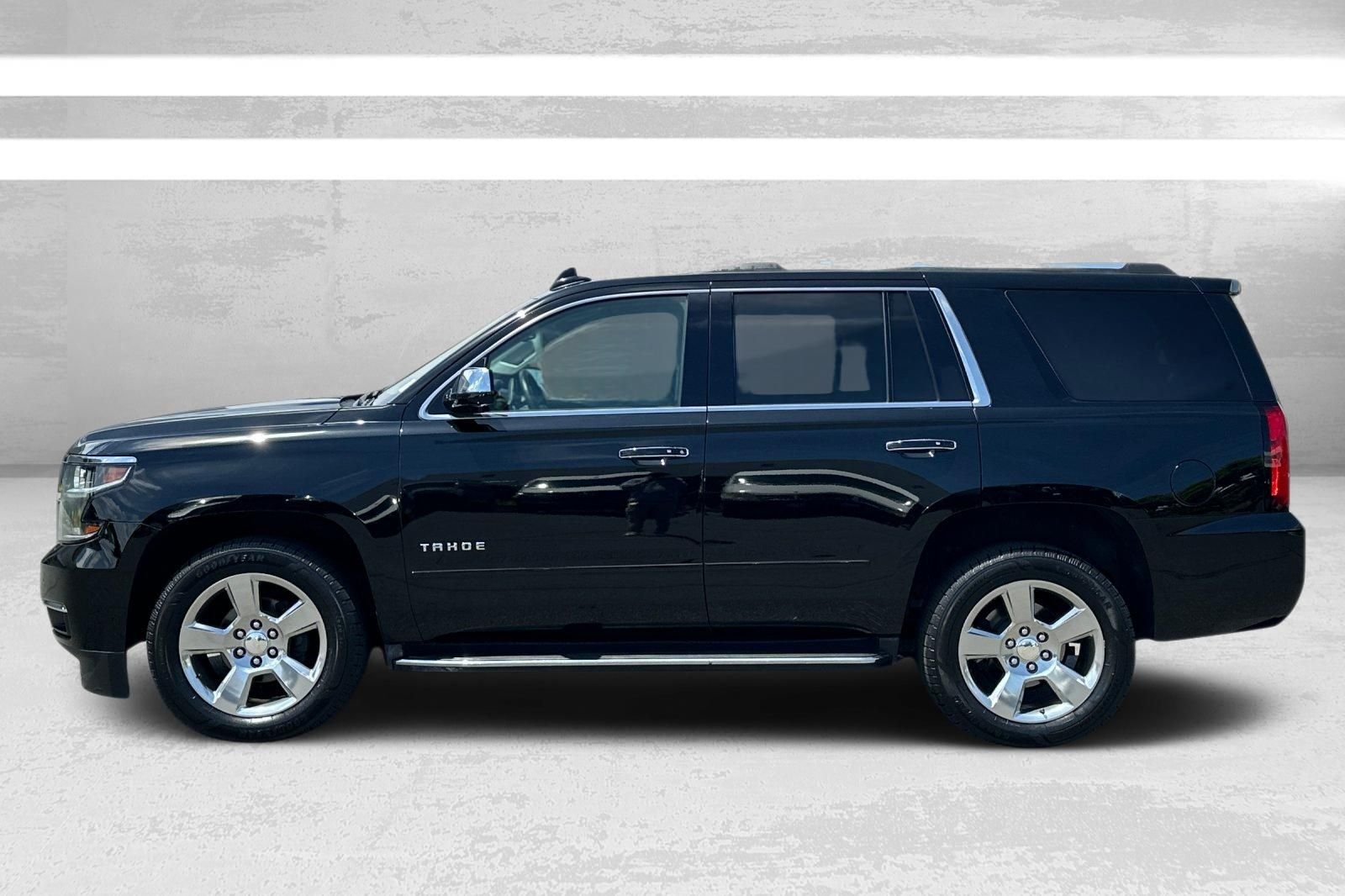 Used 2020 Black Chevrolet Premier image 7