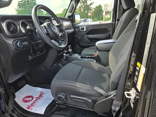 Used 2022 Black Jeep Willys image 10