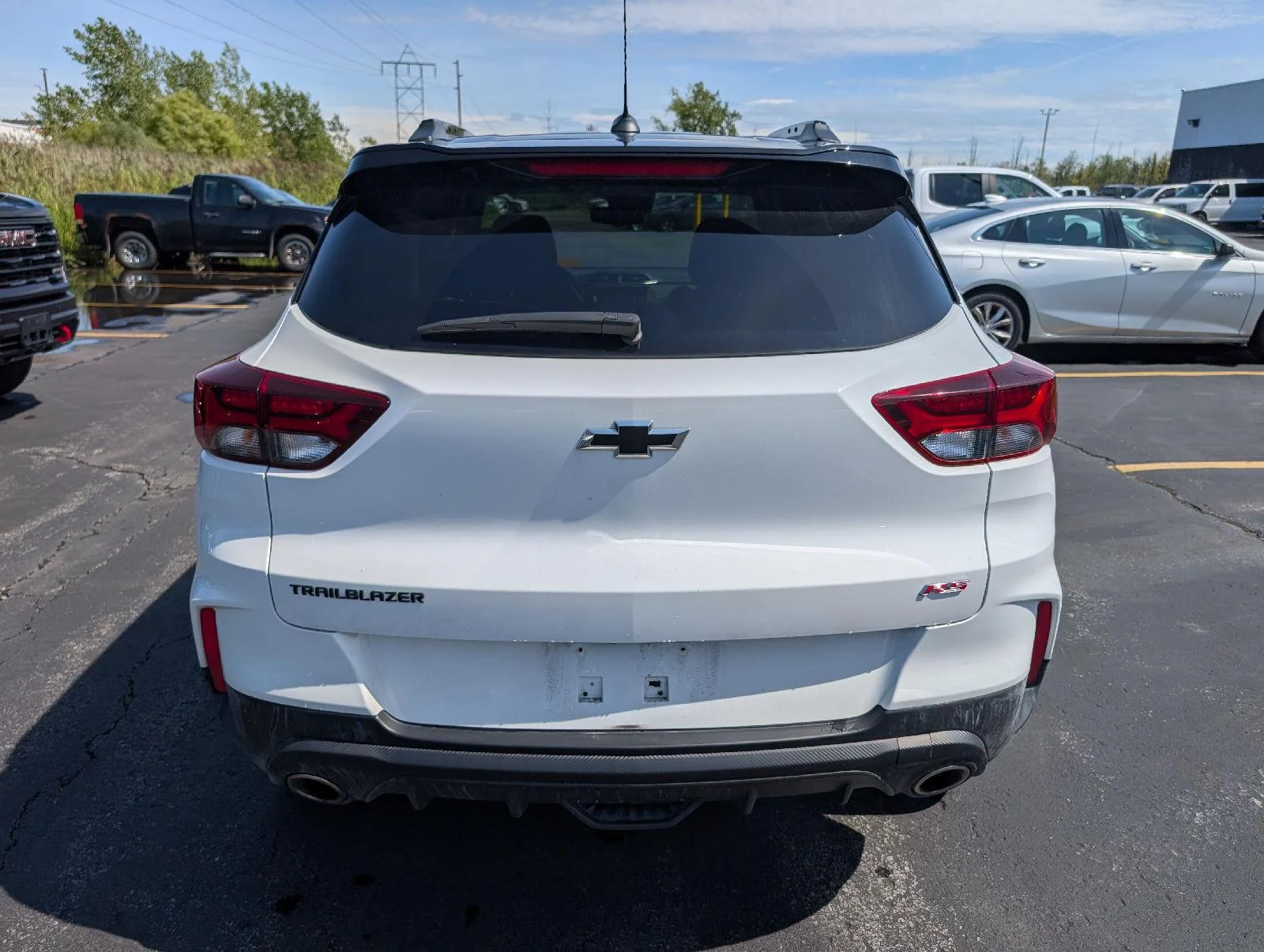 Used 2023 Summit White Chevrolet RS image 6