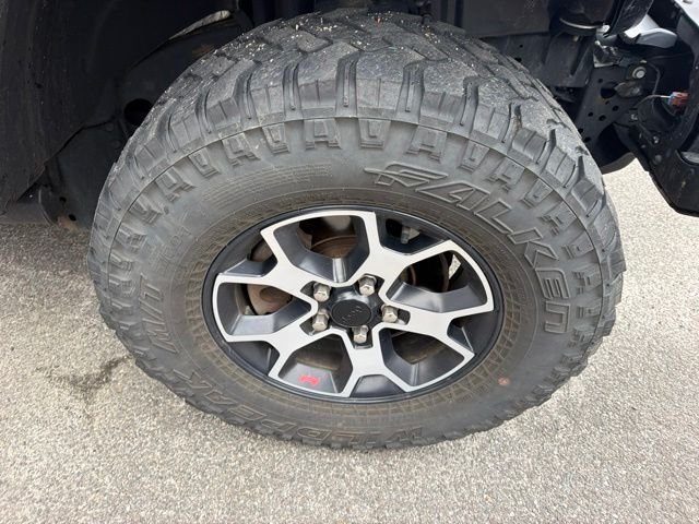 Used 2022 Black Clearcoat Jeep Rubicon image 4