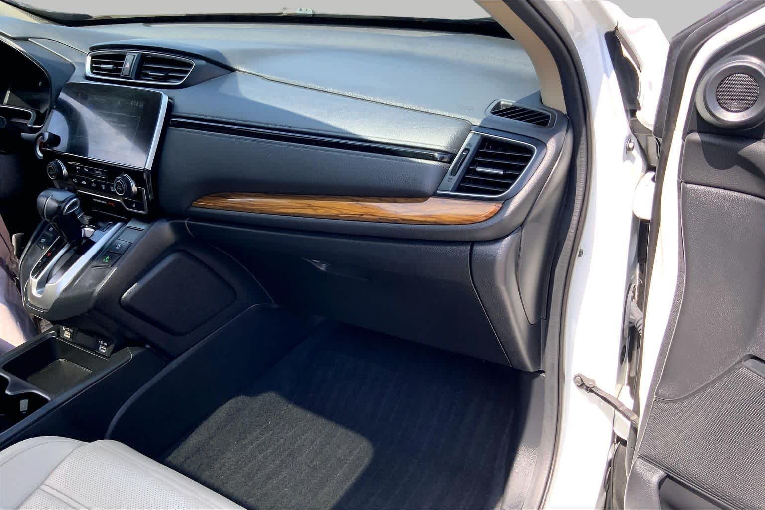 Used 2020 Platinum White Pearl Honda EX-L image 17