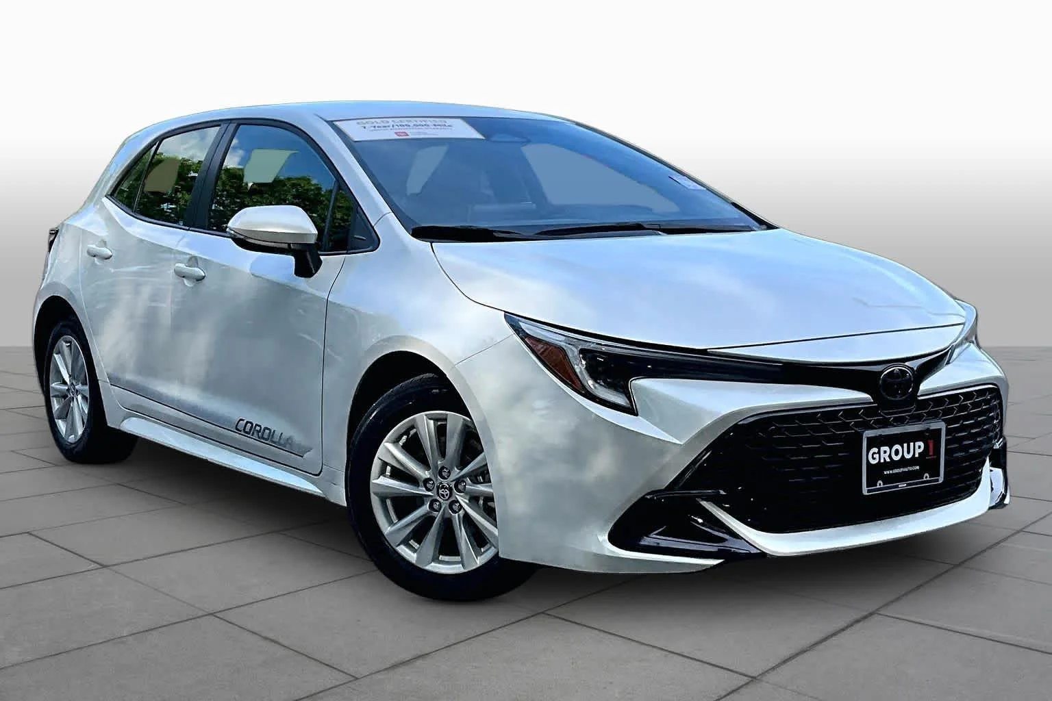 Certified Used 2024 Wind Chill Pearl Toyota SE image 3
