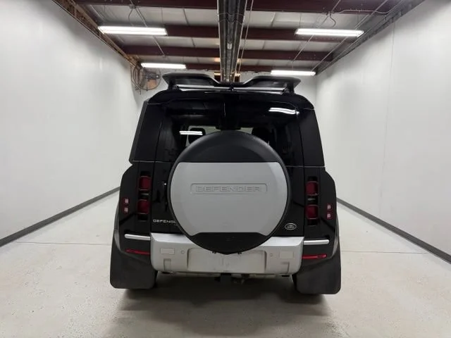 Used 2022 Black Land Rover 110 SE image 5