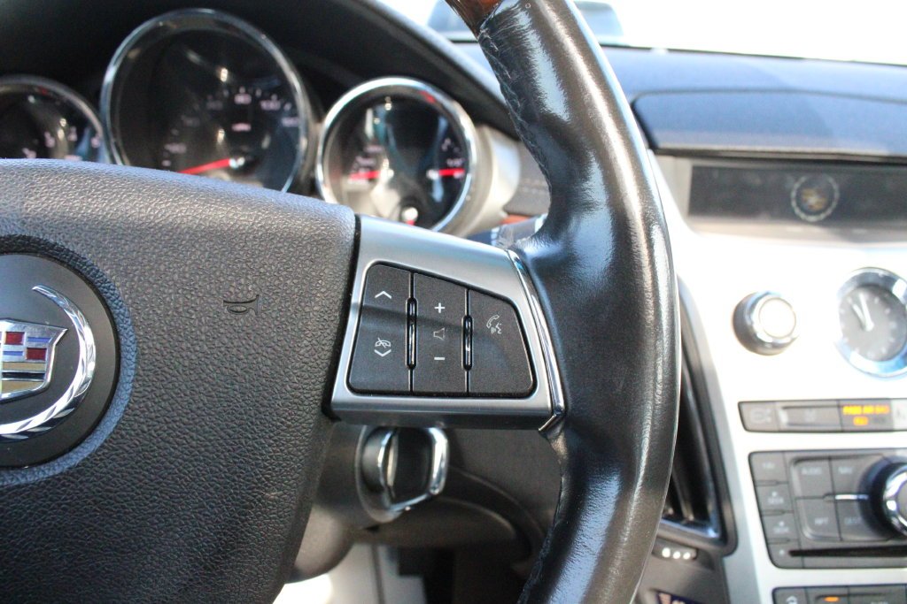 Used 2009 Thunder Gray ChromaFlair Cadillac Base image 13