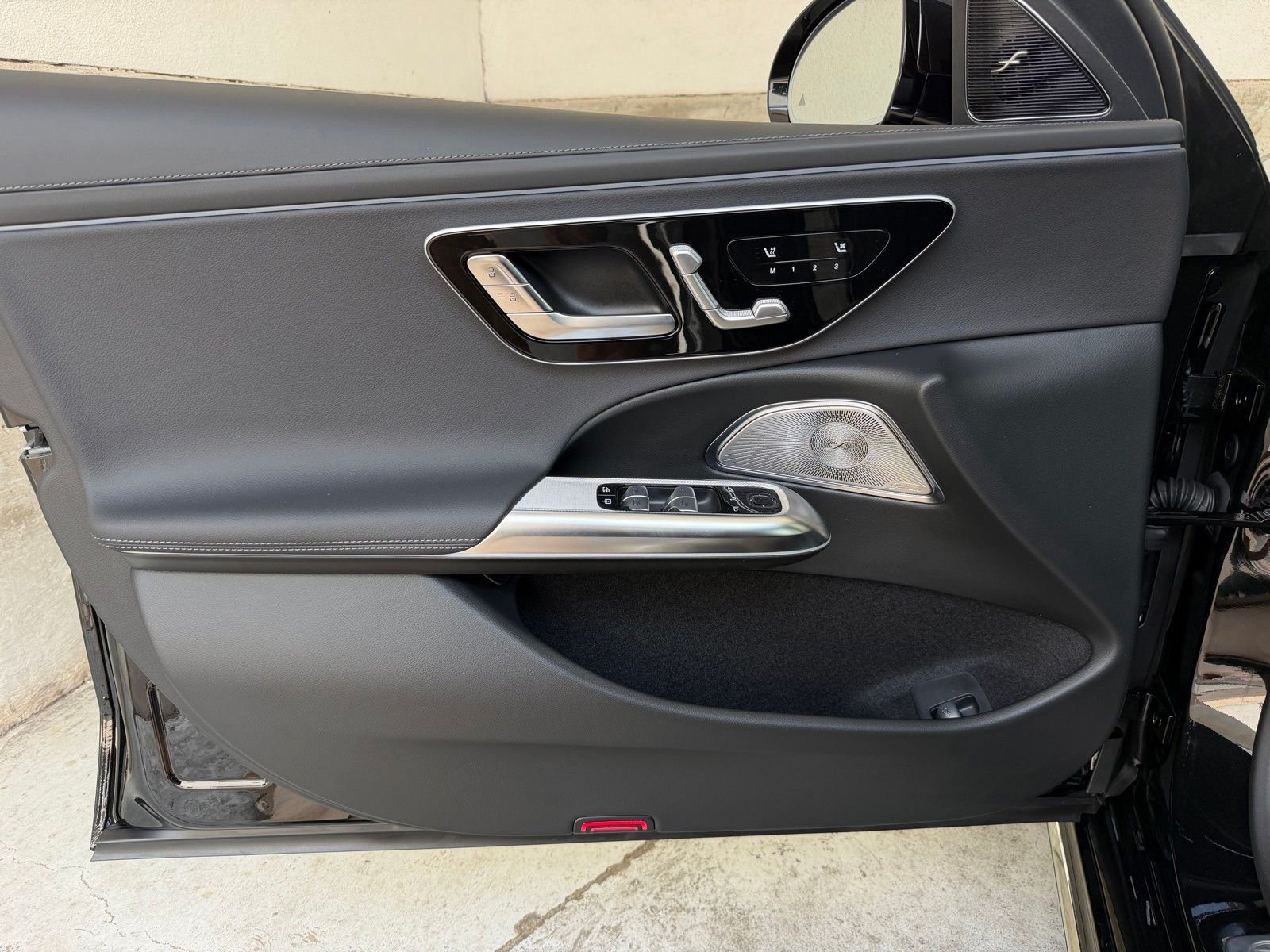 New 2026 Obsidian Black Metallic Mercedes-Benz E 450 image 18