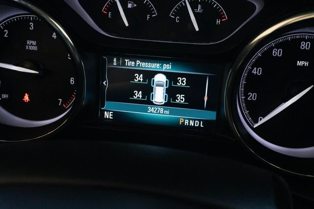 Used 2020 White Buick Essence image 23
