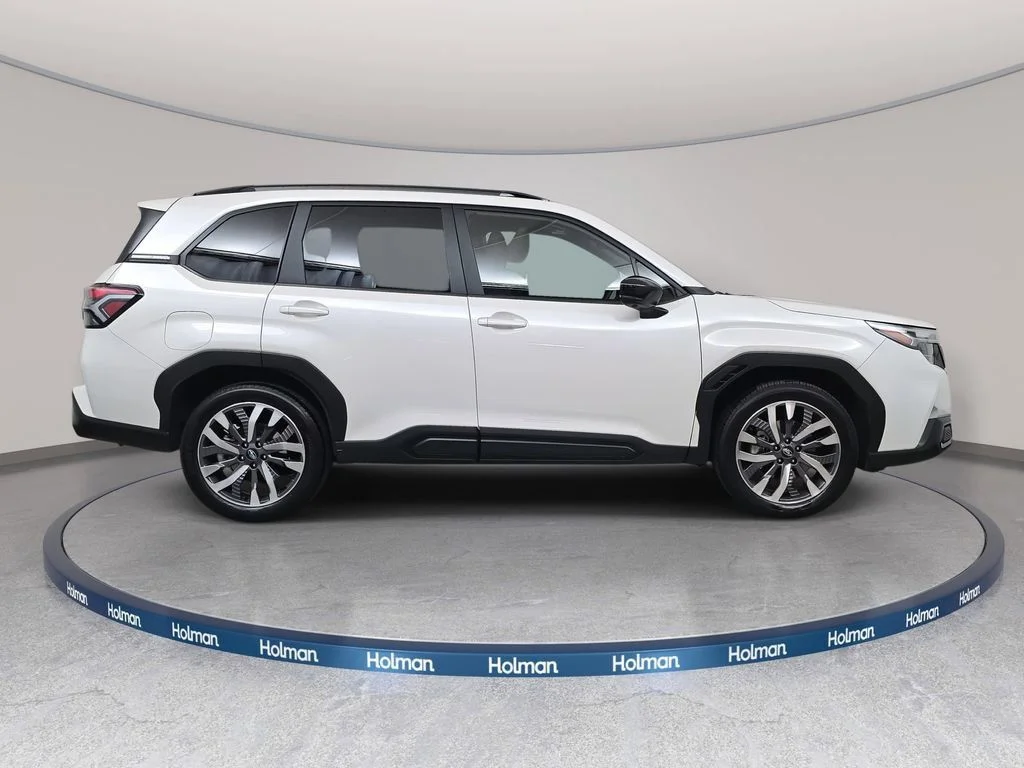 Used 2025 White Subaru Touring image 5