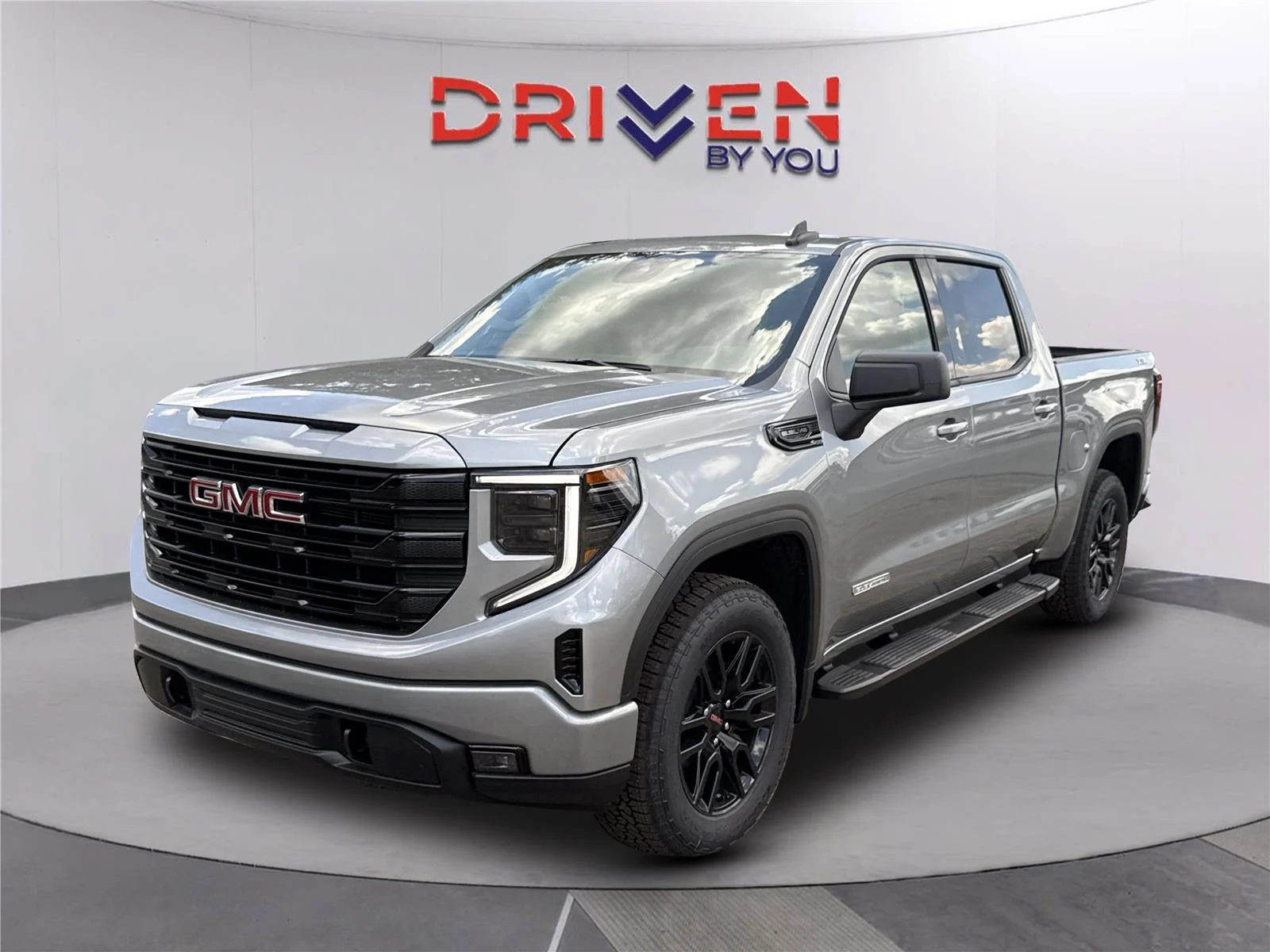 New 2026 Sterling Metallic GMC Elevation image 8