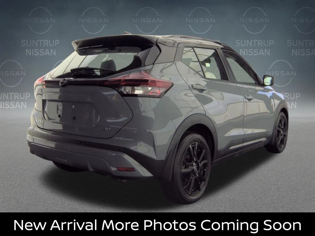Certified Used 2024 Gray Nissan SR image 3