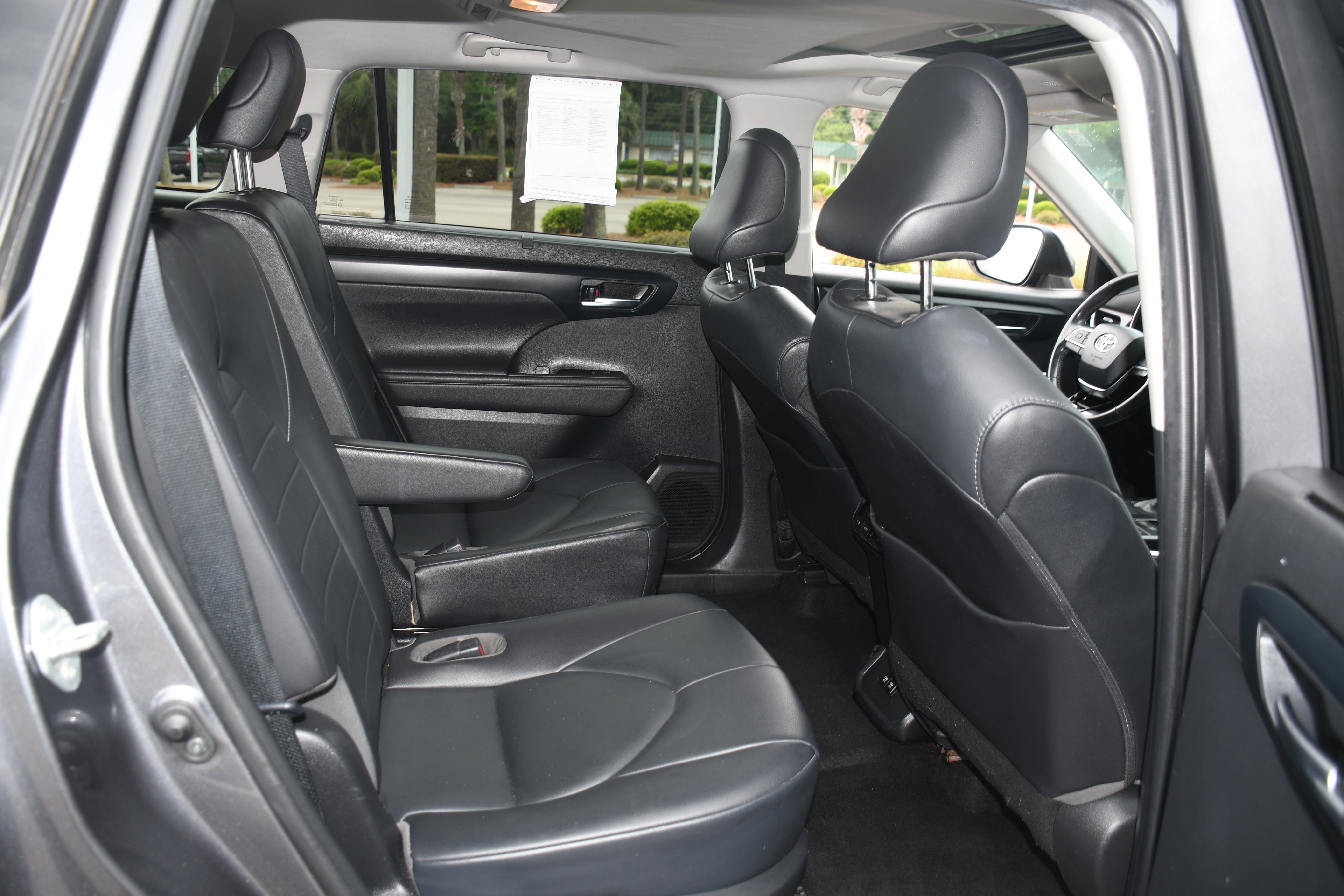 Used 2020 Gray Toyota XLE image 19