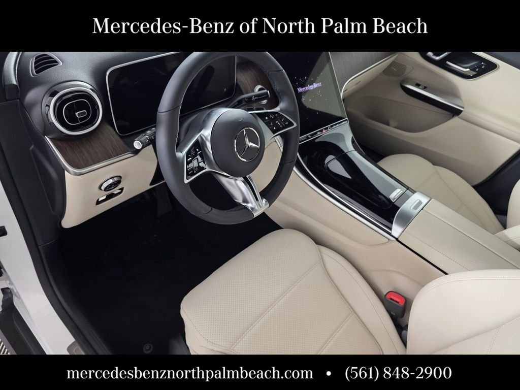New 2026 Polar White Mercedes-Benz GLC 300 image 8