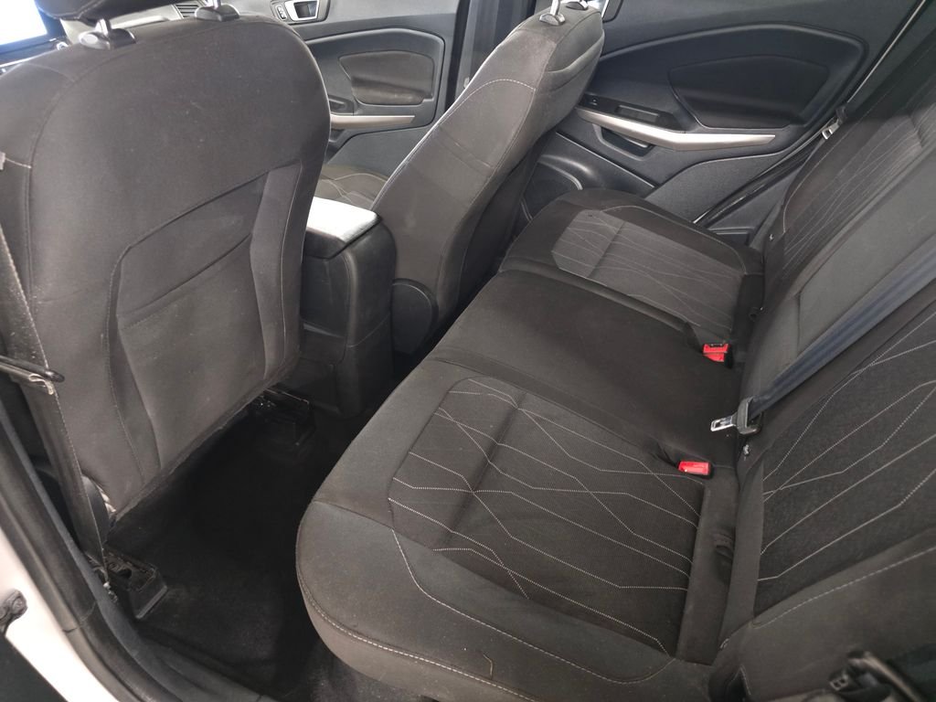 Used 2019 Silver Ford SE image 21