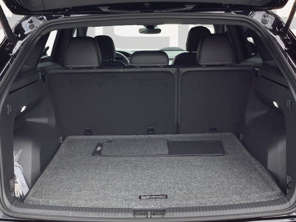 New 2026 DEEP BLACK PEAR Volkswagen 2.0T SE image 14