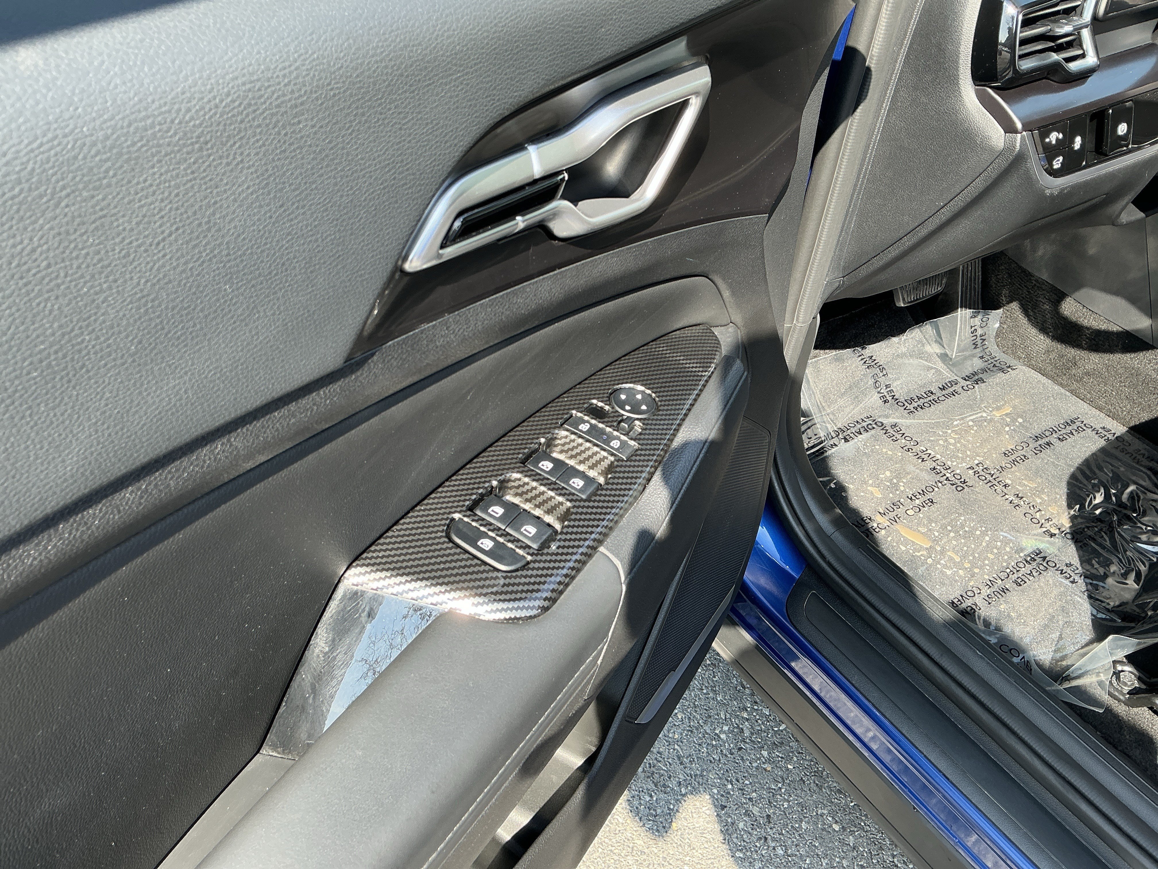 Used 2025 Sapphire Blue Kia EX image 19