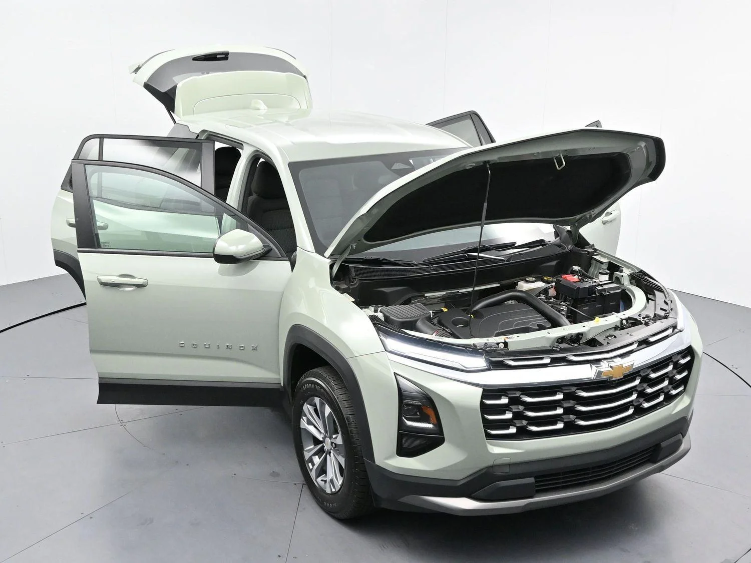 Used 2025 Cacti Green Chevrolet LT image 40