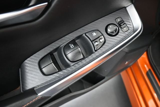 Used 2022 Orange Nissan SR image 13
