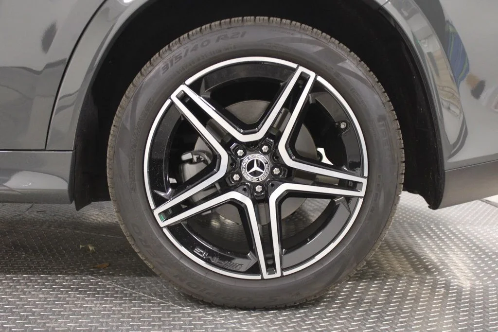 Certified Used 2026 MANUFAKTUR Silicon Gray Mercedes-Benz GLS 450 image 20