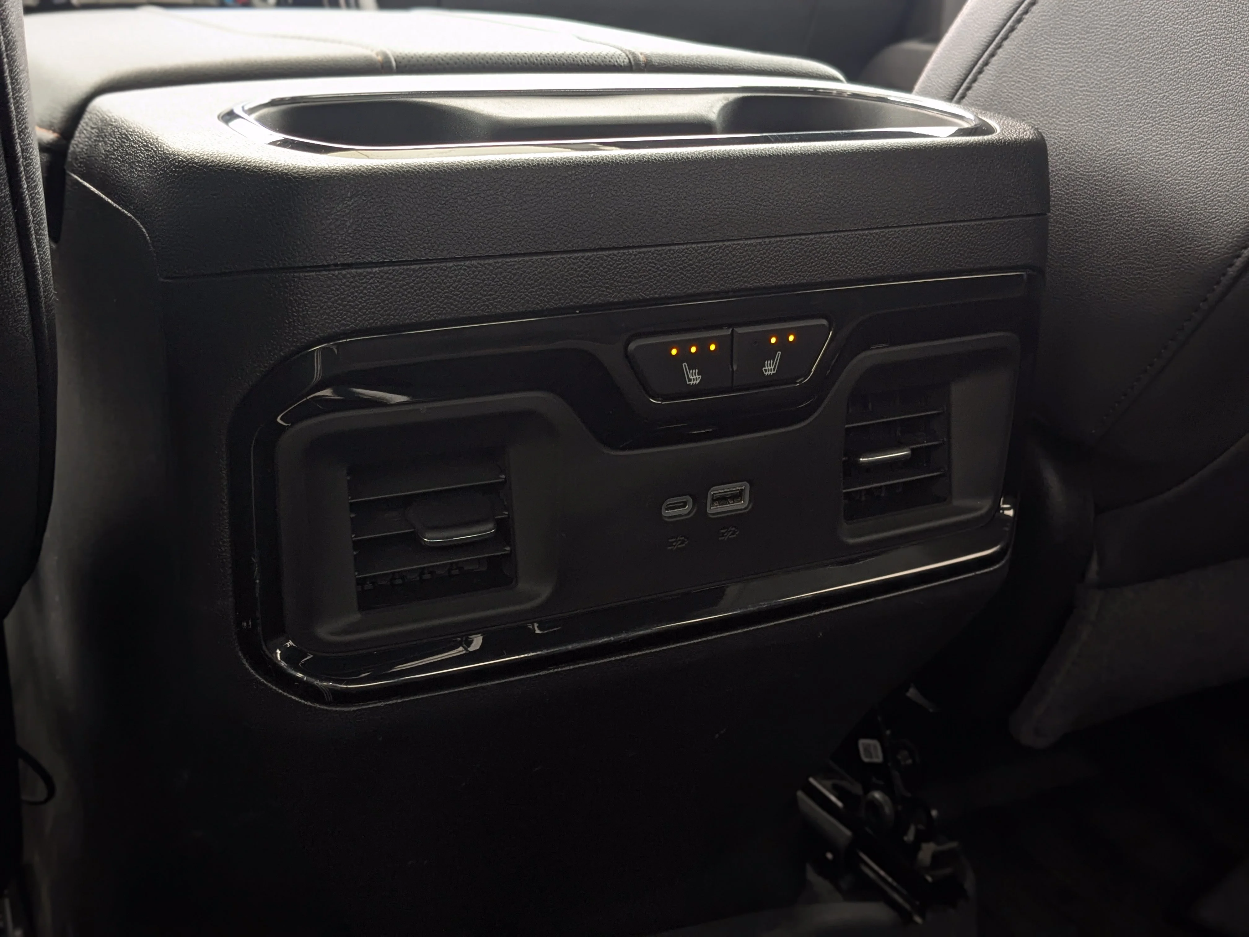 Used 2025 Grey GMC AT4 - - 2Lift - X31 Pkg - AT4 Premium Pkg - Sunroof - Leather image 27