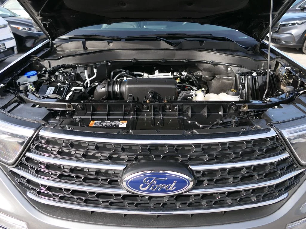 Used 2024 Carbonized Gray Ford XLT image 27