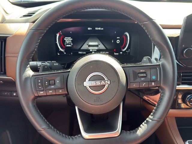 Used 2025 Blue Nissan Platinum image 16