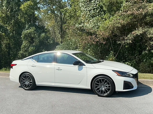 2024 Nissan Altima SR FWD