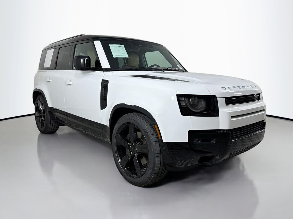 New 2026 Fuji White Land Rover X-Dynamic SE image 3