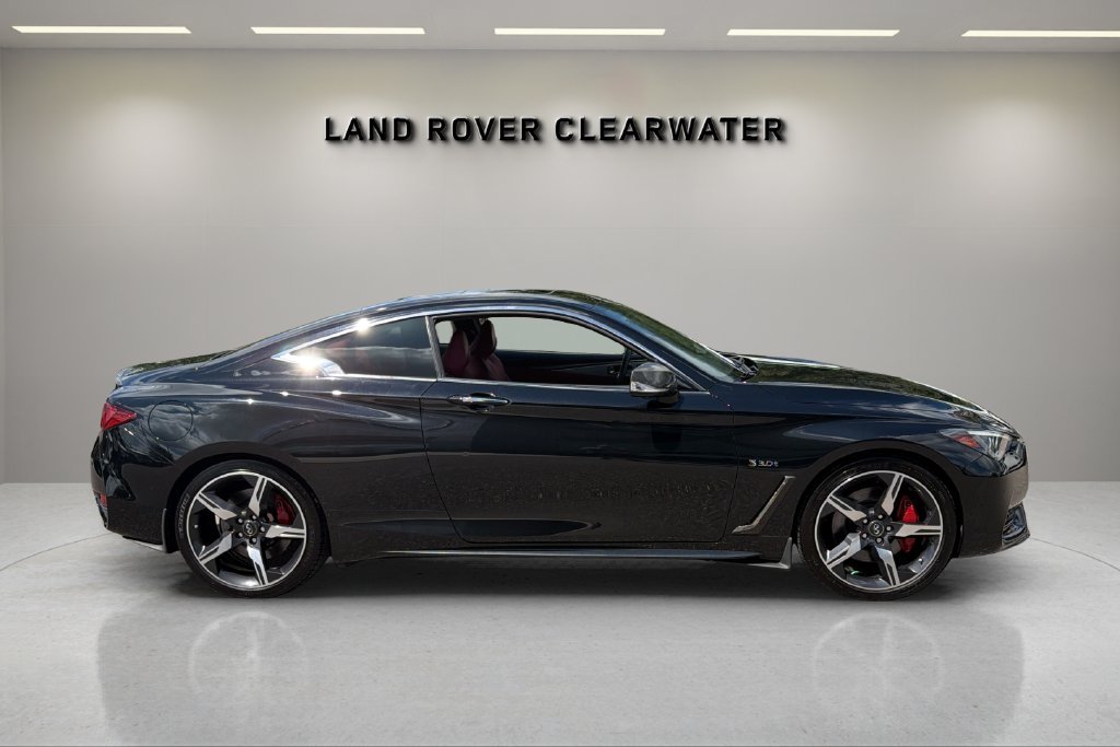 Used 2018 Black INFINITI Red Sport 400 image 6