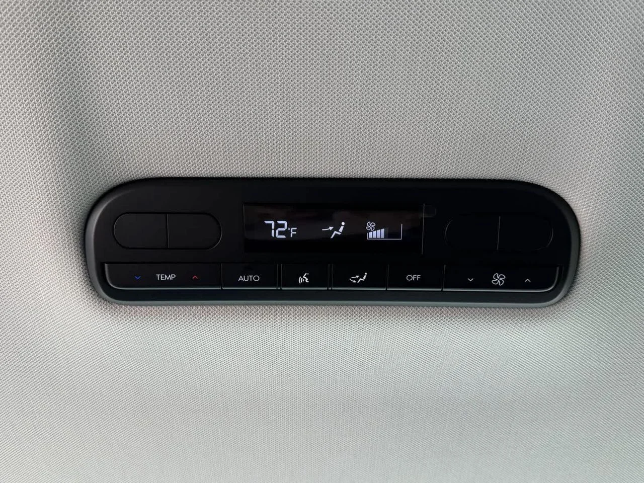 New 2027 Blue Hyundai SEL AWD image 19