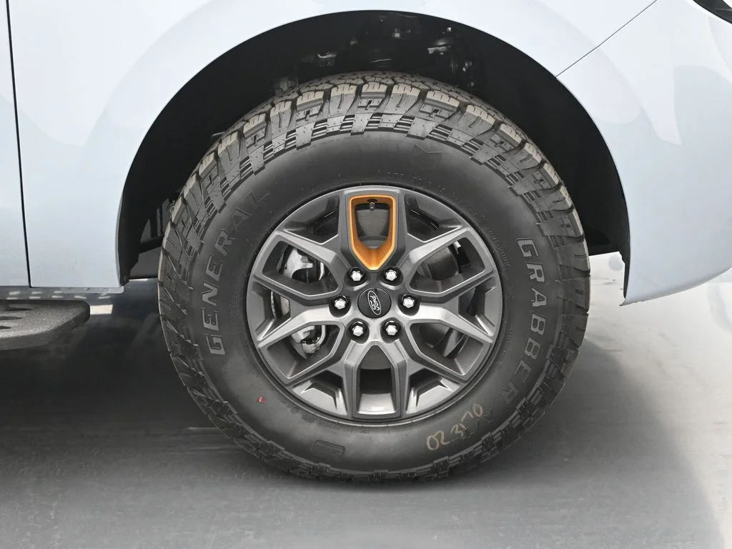 New 2026 Glacier Gray Metallic Tri-Coat Ford Tremor image 26