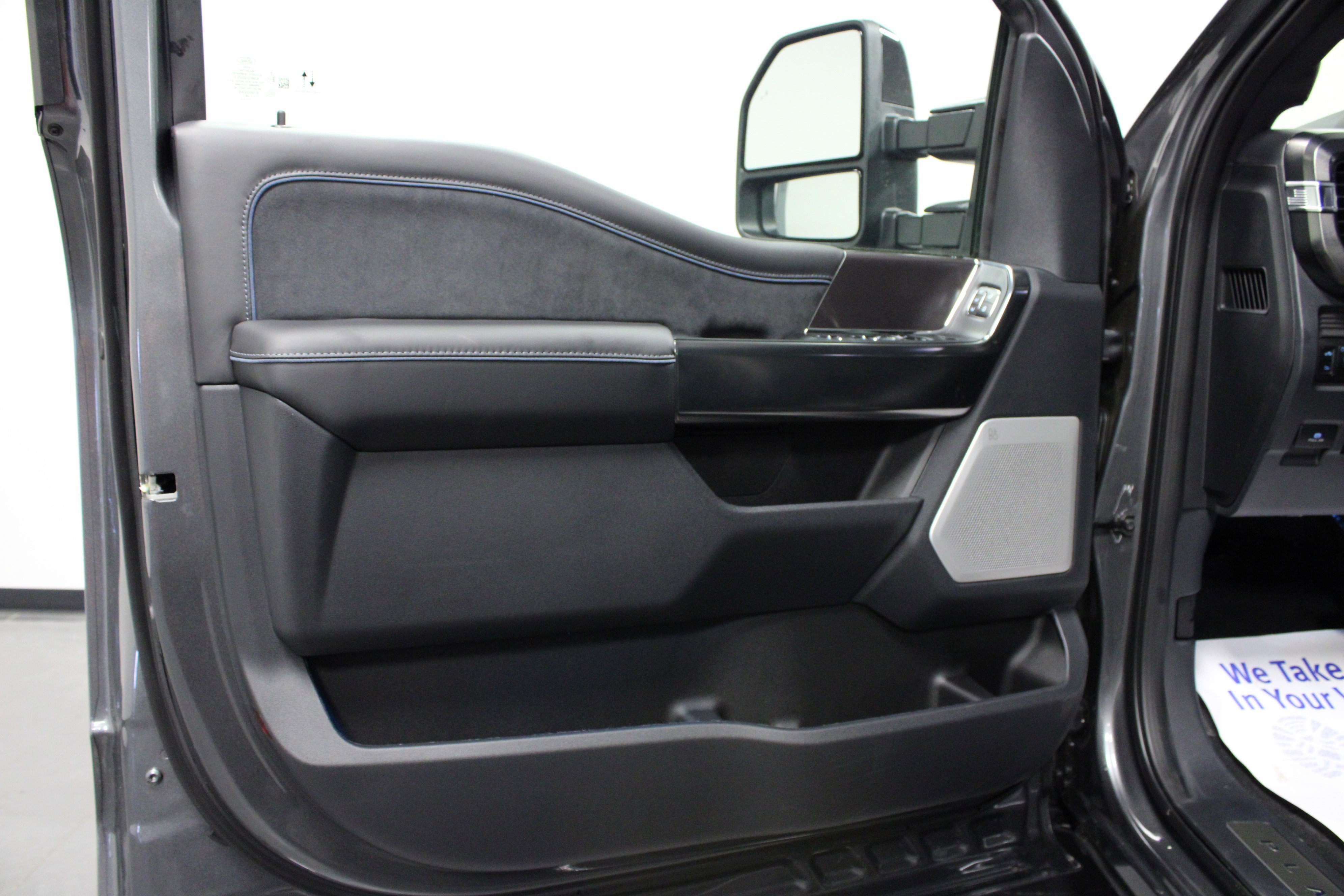 New 2026 Carbonized Gray Metallic Ford Platinum image 11