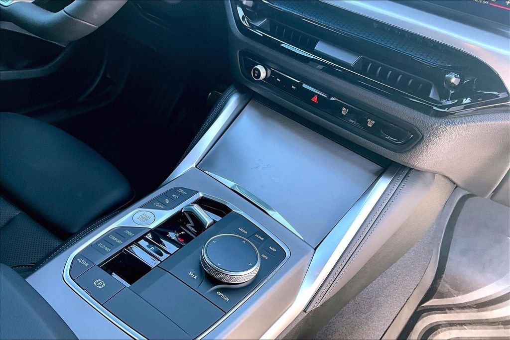 2025 BMW 2 Series 230i - Photo 16