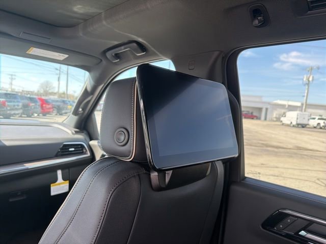 2026 Chevrolet Suburban Premier - Photo 37