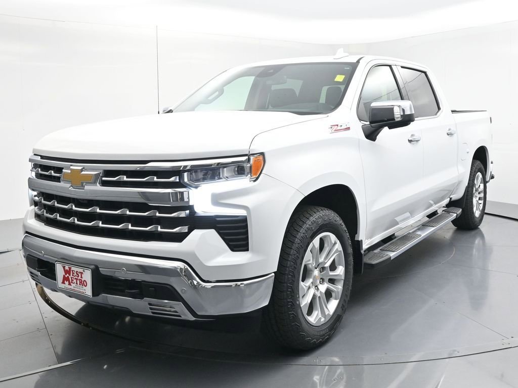 Used 2024 Chevrolet Silverado 1500 LTZ with VIN 2GCUDGED4R1242172 for sale in Monticello, Minnesota