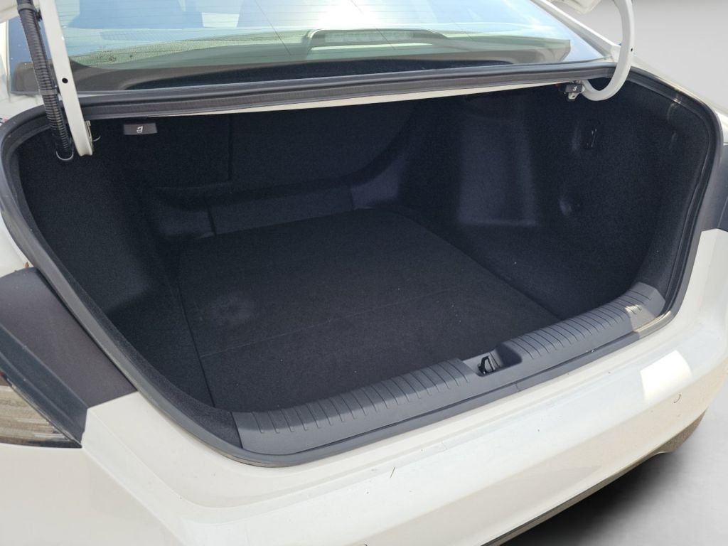 Certified Used 2025 White Honda Touring image 30