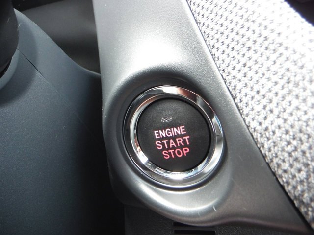New 2026 CRYSTAL WHITE PEARL Subaru Premium image 20