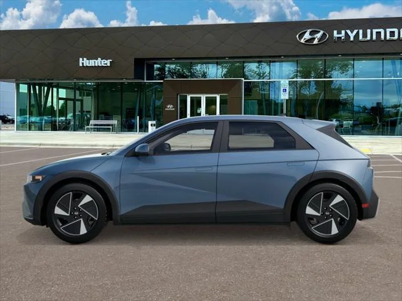 New 2026 Lucid Blue Hyundai SEL image 3