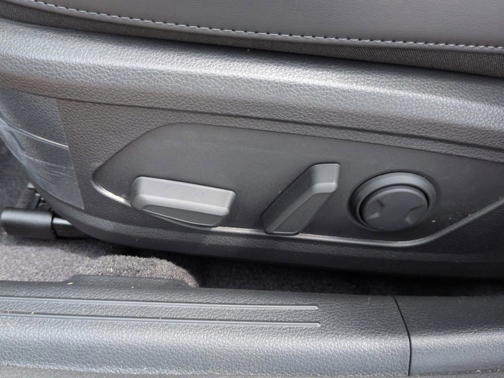 New 2026 Aurora Black Pearl Kia GT-Line FWD image 17