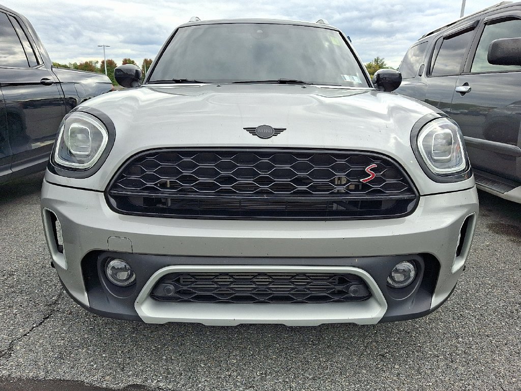 Used 2024 Silver MINI Signature image 2