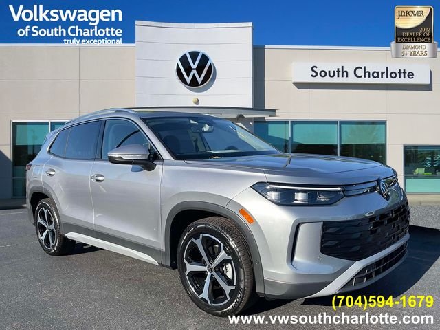 2026 Volkswagen Tiguan 2.0T SE's photo