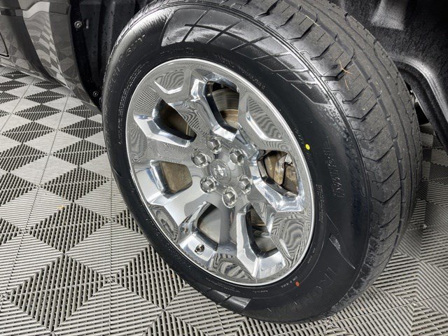 Certified Used 2022 Diamond Black Crystal Pearlcoat Ram Big Horn image 10