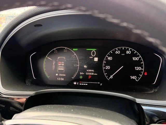 Used 2025  Honda Sport image 19
