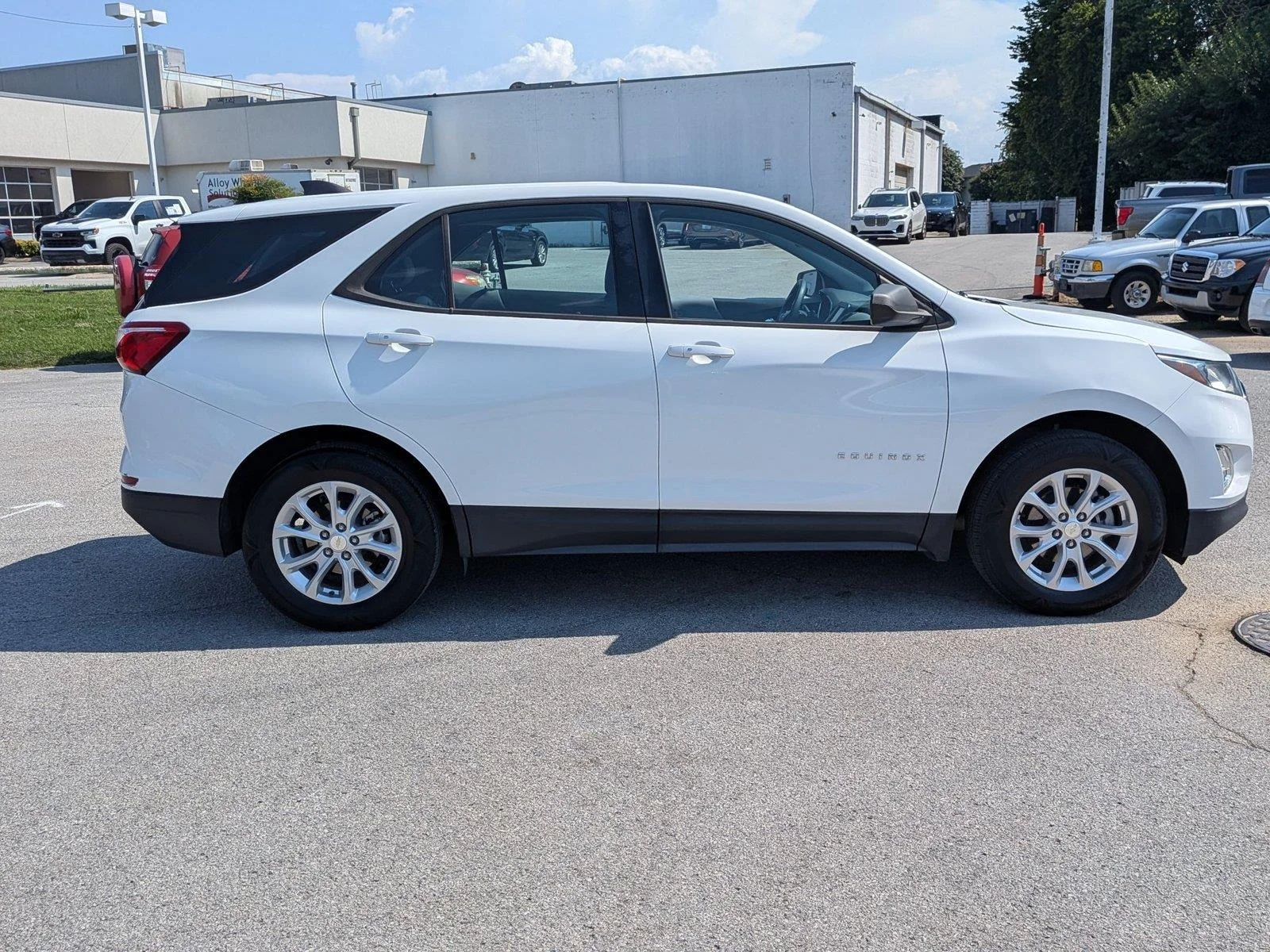 Used 2019 Summit White Chevrolet LS image 6