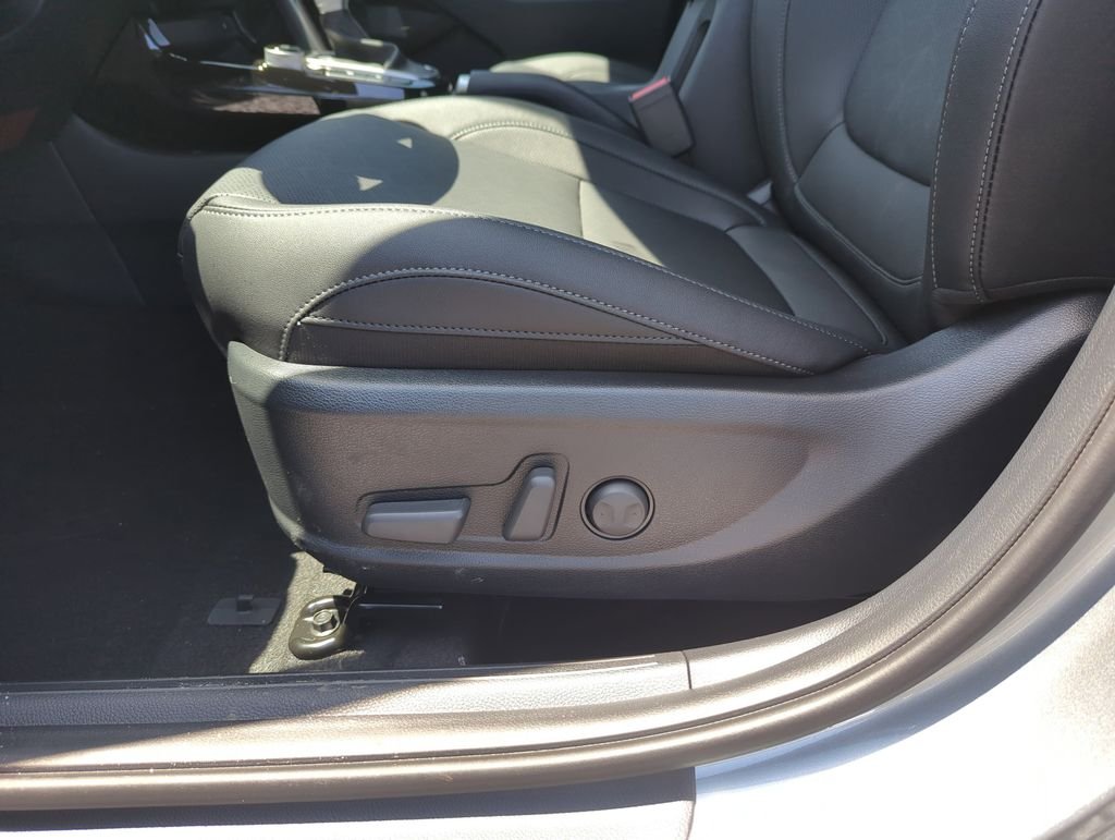 New 2026 Steel Gray Kia EX image 13