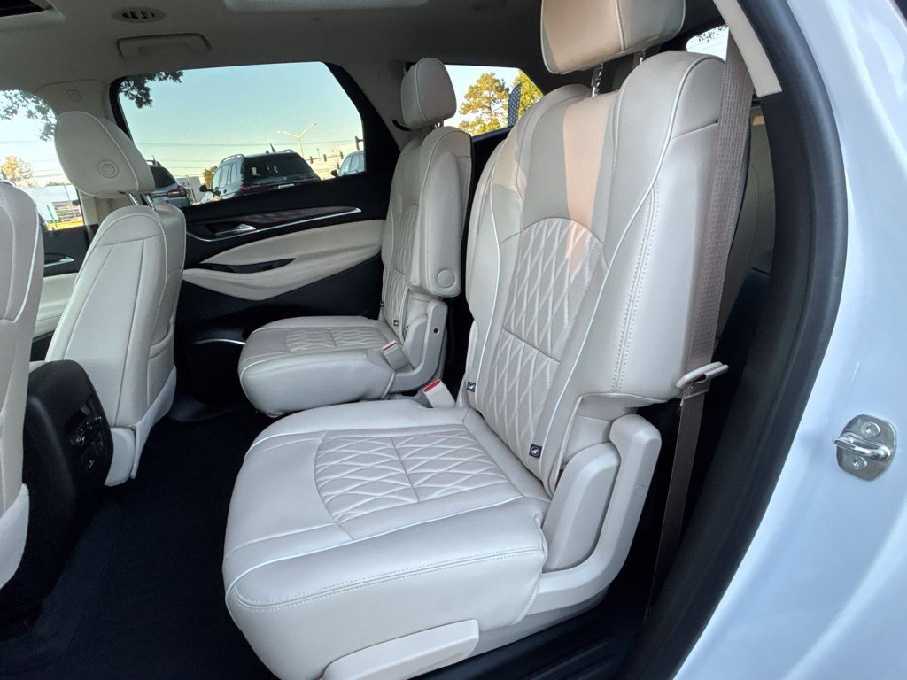 Used 2023 White Buick Avenir image 28