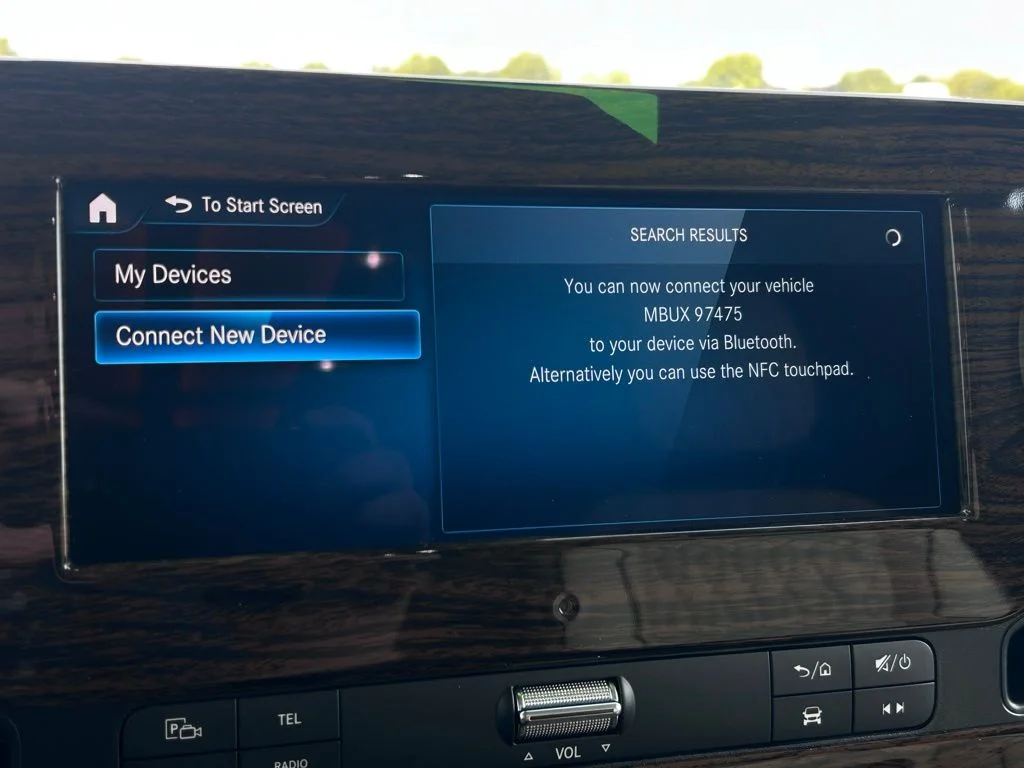 New 2026 Obsidian Black Mercedes-Benz Discovery Touring image 25