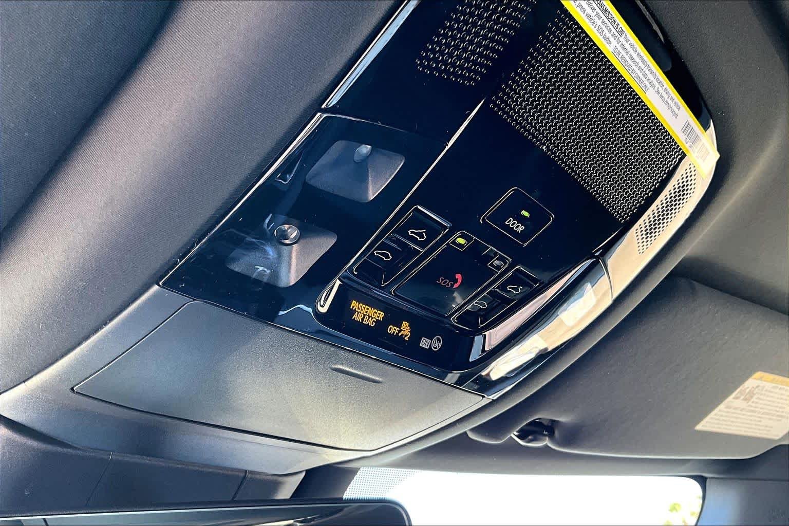 2026 Lexus RX 450h+ Premium - Photo 15