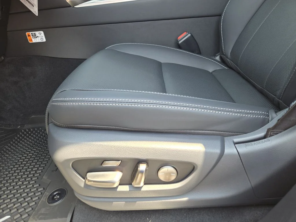 New 2026 Silver Lexus 600 F SPORT image 18