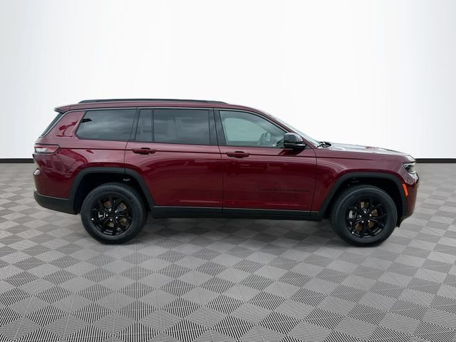 New 2026 Red Jeep Altitude image 8